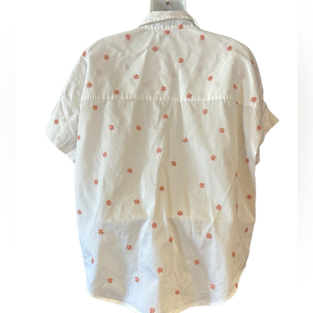 Madewell Women’s Small White Embroidered with Coral Flowers Button Up Top - Picture 2 of 7